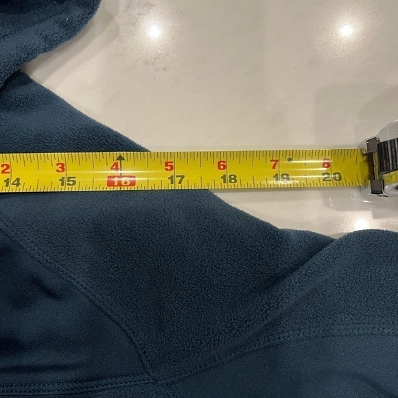 Columbia Women’s Blue Zip Up Jacket Size Medium - Picture 5 of 7